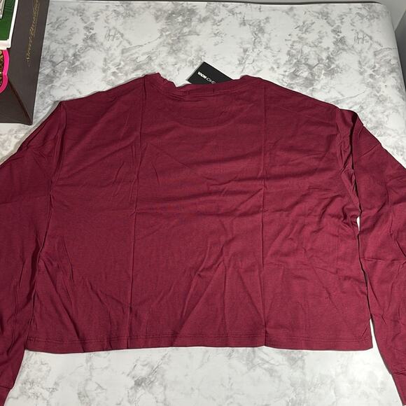 FASHION NOVA Leslie Long Sleeve Cropped Tee in Wine Size Medium - Picture 11 of 11